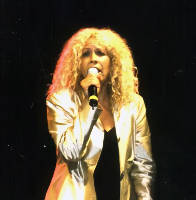 wendy-singing-upscaled